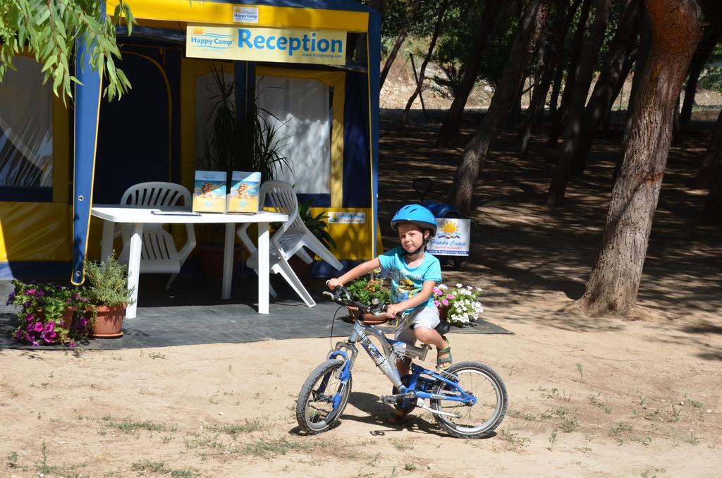Happy Camp Mobile Homes In Camping Village La Masseria กัลลีโปลี ภายนอก รูปภาพ